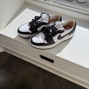Men Black and White Sneakers